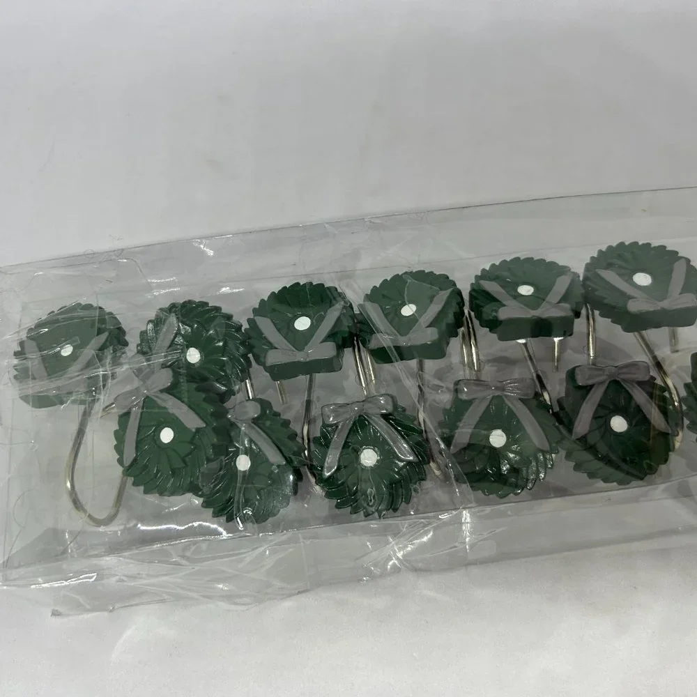 Green Wreath Shower Curtain‎ Hooks 12PC Set NWOT